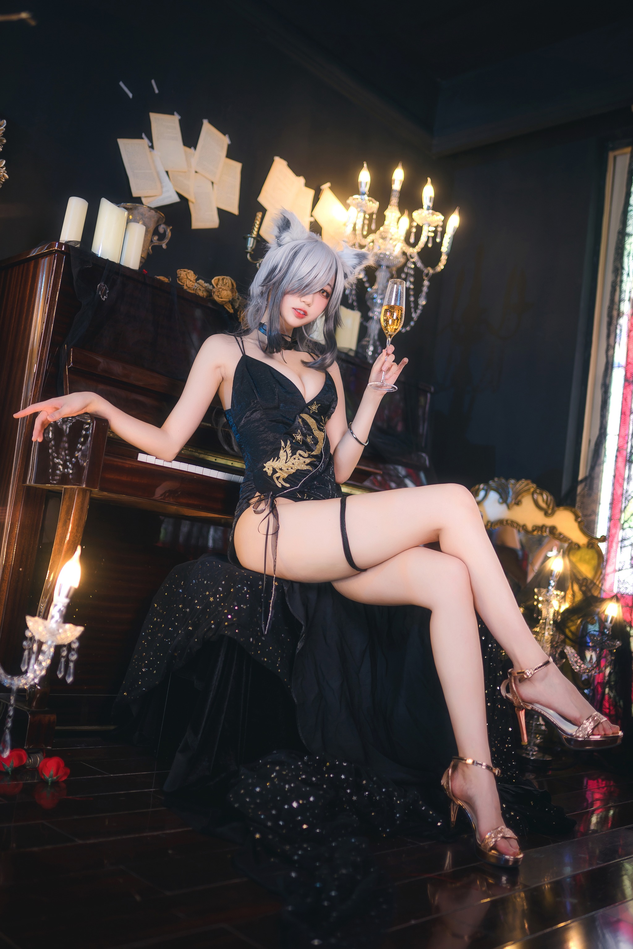 周叽是可爱兔兔 - NO.007 一周年礼服 [24P]-XikXak